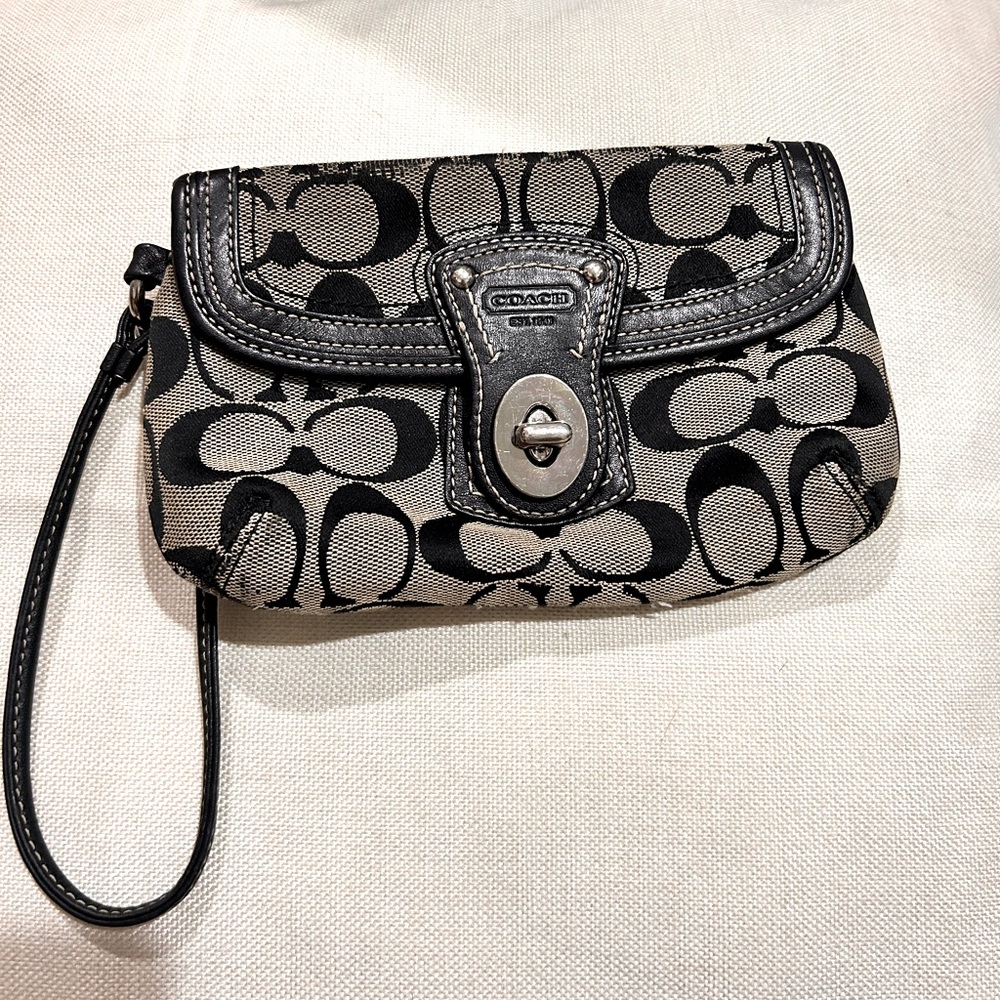 Coach signature Legacy Turnlock Flap Wristlet Wallet